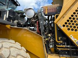 2011 Caterpillar
                966K 