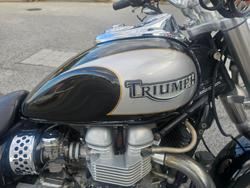 2002 Triumph America Black