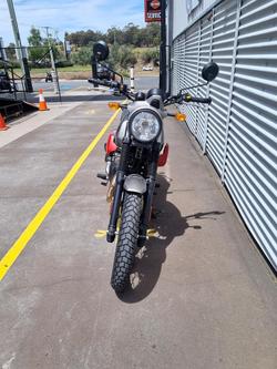 2023 Royal Enfield Scram 411 Base Scram 411 Red