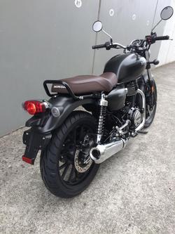 2024 Honda
                GB350