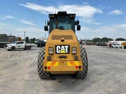 2017 Caterpillar Cs56b