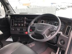 2023 Freightliner Cascadia 126 White