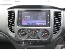 2023 Mitsubishi Triton GLX