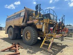2004 Caterpillar
                773E 