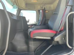 2017 Volvo Fm450 Only 256197 Klm Best Avait $161500 Plus Gst Light Use VOLVO FM450 SLEEPER WHITE