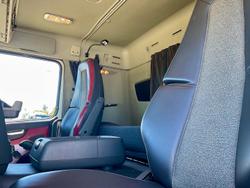 2017 Volvo Fm450 Only 256197 Klm Best Avait $161500 Plus Gst Light Use VOLVO FM450 SLEEPER WHITE