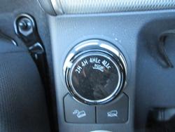 2023 Mitsubishi
Triton GLS