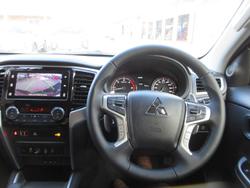 2023 Mitsubishi
Triton GLS