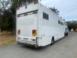 2009 Isuzu Frr 600 WHITE
