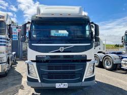 2017 Volvo Fm450 Look 300092 Klm Be Quick $161500+Gst Hist Light Use VOLVO FM450 SLP WHITE