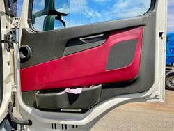 2017 Volvo Fm450 Look 300092 Klm Be Quick $161500+Gst Hist Light Use VOLVO FM450 SLP WHITE