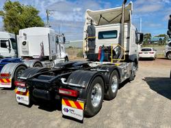 2017 Volvo Fm450 Look 300092 Klm Be Quick $161500+Gst Hist Light Use VOLVO FM450 SLP WHITE
