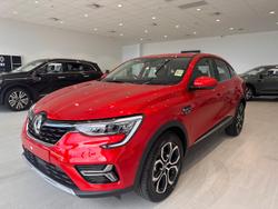 2023 Renault
                Arkana Intens