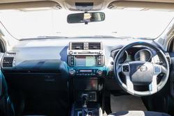 2016 TOYOTA
LANDCRUISER PRADO GXL (4x4)