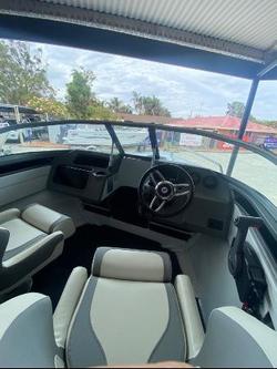 2024 QUINTREX
481 Fishabout Pro