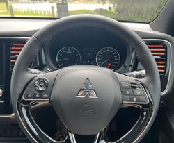 2021 Mitsubishi ZL2B46 ZL2B46 ZL Outlander BLACK EDN 2.4L P CVT 2WD 7S W13 - White