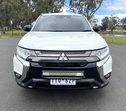 2021 Mitsubishi ZL2B46 ZL2B46 ZL Outlander BLACK EDN 2.4L P CVT 2WD 7S W13 - White