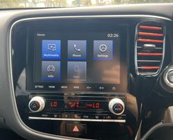 2021 Mitsubishi ZL2B46 ZL2B46 ZL Outlander BLACK EDN 2.4L P CVT 2WD 7S W13 - White