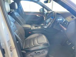 2020 Volkswagen Touareg 190TDI Premium CR MY20 Four Wheel Drive Pure White