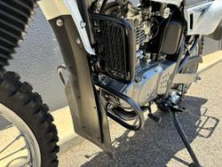 2025 Suzuki Trojan (DR200SE) Trojan White