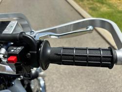 2025 Suzuki Trojan (DR200SE) Trojan White