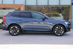 2025 Volvo
XC60 Ultra B5 Dark