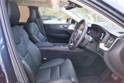 2025 Volvo
XC60 Ultra B5 Dark