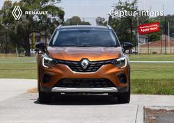 2022 Renault
Captur Intens