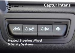 2022 Renault
Captur Intens