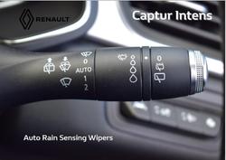 2022 Renault
Captur Intens