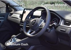 2022 Renault
Captur Intens