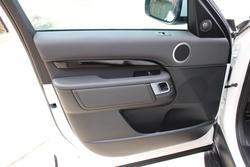 2019 Land Rover Discovery SD6 SE