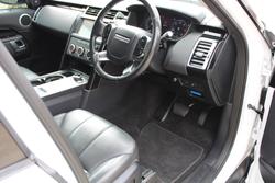2019 Land Rover Discovery SD6 SE