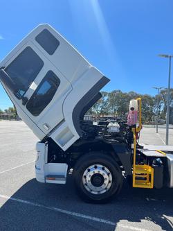 2024 Fuso Shogun FV74 460 White