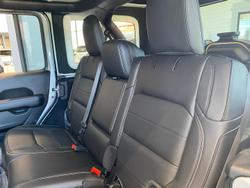 2023 Jeep
Wrangler Unlimited Overland