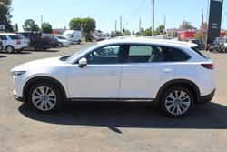 2022 Mazda
CX-9 Azami