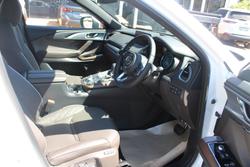 2022 Mazda
CX-9 Azami