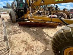 2009 Caterpillar
140M