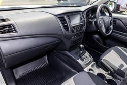 2023 Mitsubishi
Triton GLX