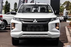 2023 Mitsubishi
Triton GLX