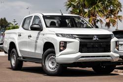 2023 Mitsubishi
                Triton GLX