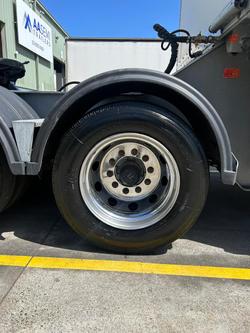 2006 Lusty
                St3 12 Pallet Dry Freight Van 4.3M 