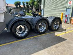 2006 Lusty
                St3 12 Pallet Dry Freight Van 4.3M 