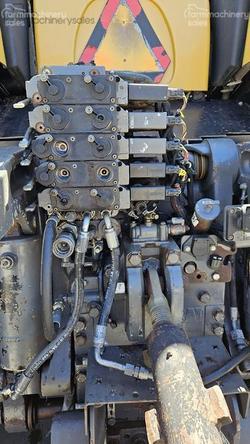 2015 Challenger Mt765e