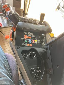 2018 CASE IH Puma 165 Cvt Red