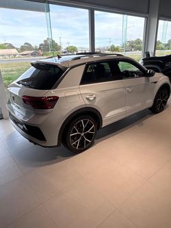 2024 Volkswagen T-Roc R D11 MY24 Four Wheel Drive Pure White