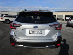 2023 Subaru
Outback AWD Touring XT