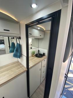 2024 JB Caravans Near New 2024 Sting 20'6 Rd Cafe