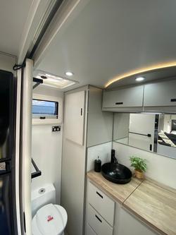 2024 JB Caravans 2024 Sting 20'6 Rd Cafe