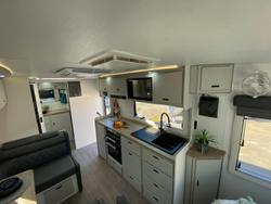 2024 JB Caravans Near New 2024 Sting 20'6 Rd Cafe